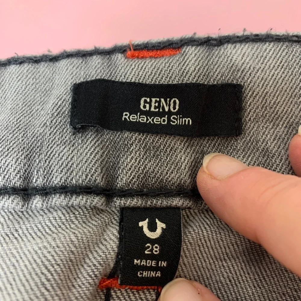 True Religion Geno Relaxed Slim Jeans Mens 28 Grey Excellent Distressed Denim